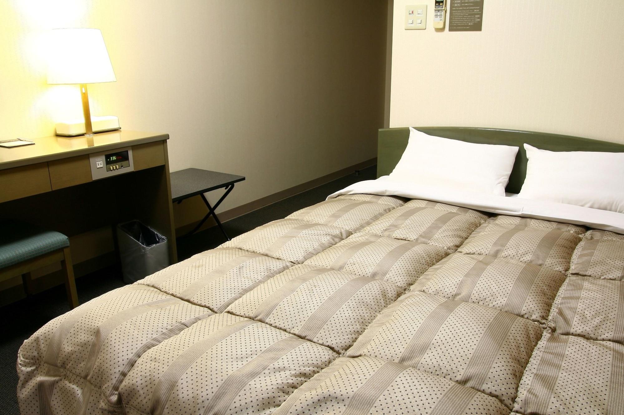 Hotel Route-Inn Court Kofu Екстер'єр фото