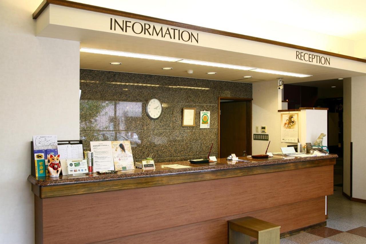 Hotel Route-Inn Court Kofu Екстер'єр фото